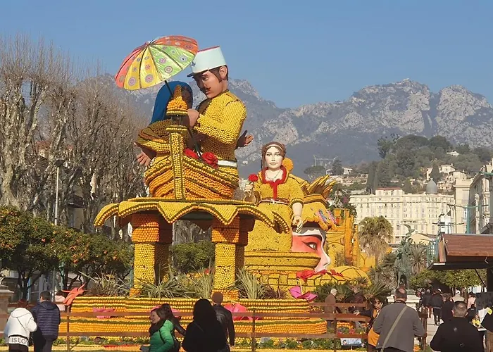 Neuf Centre Au Calme Ментона